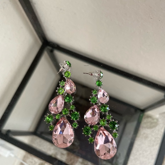 Pink and green rhinestone earrings - Picture 3 of 11
